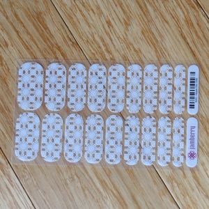 Hippie Chic nail wrap